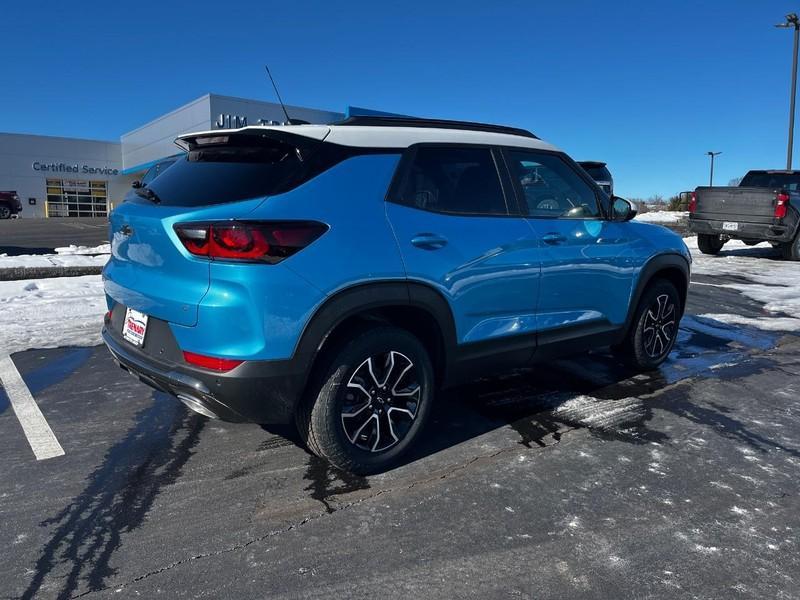 new 2025 Chevrolet TrailBlazer car, priced at $30,137