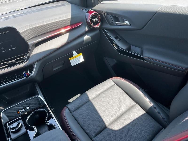new 2026 Chevrolet Equinox car, priced at $36,895