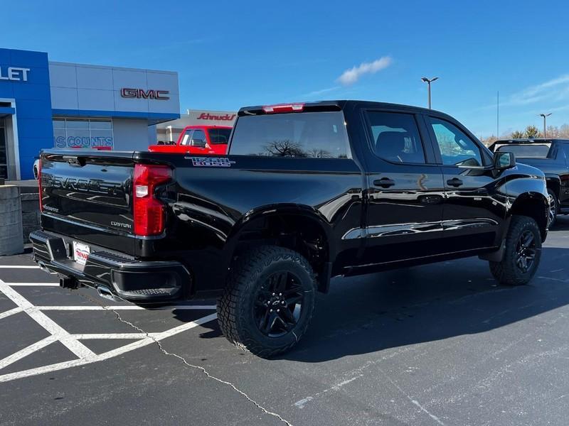 new 2025 Chevrolet Silverado 1500 car, priced at $49,396