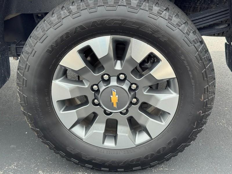 used 2024 Chevrolet Silverado 2500 car, priced at $49,281
