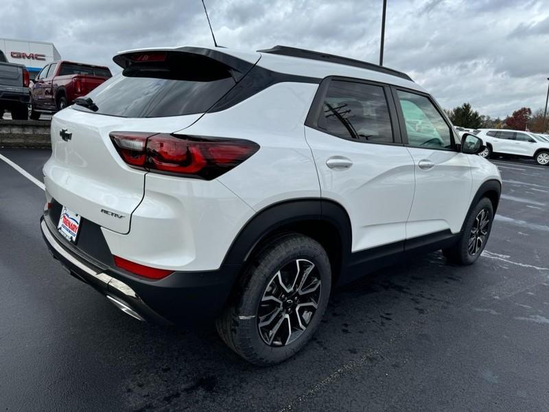 new 2024 Chevrolet TrailBlazer car, priced at $27,140