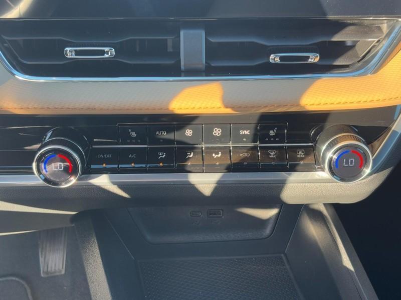 new 2026 Chevrolet Equinox car, priced at $36,895