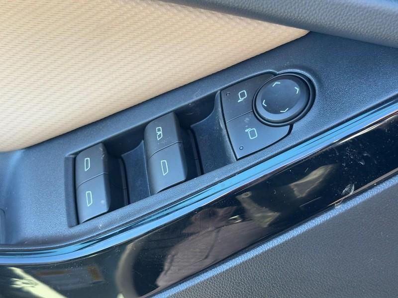 new 2026 Chevrolet Equinox car, priced at $36,895