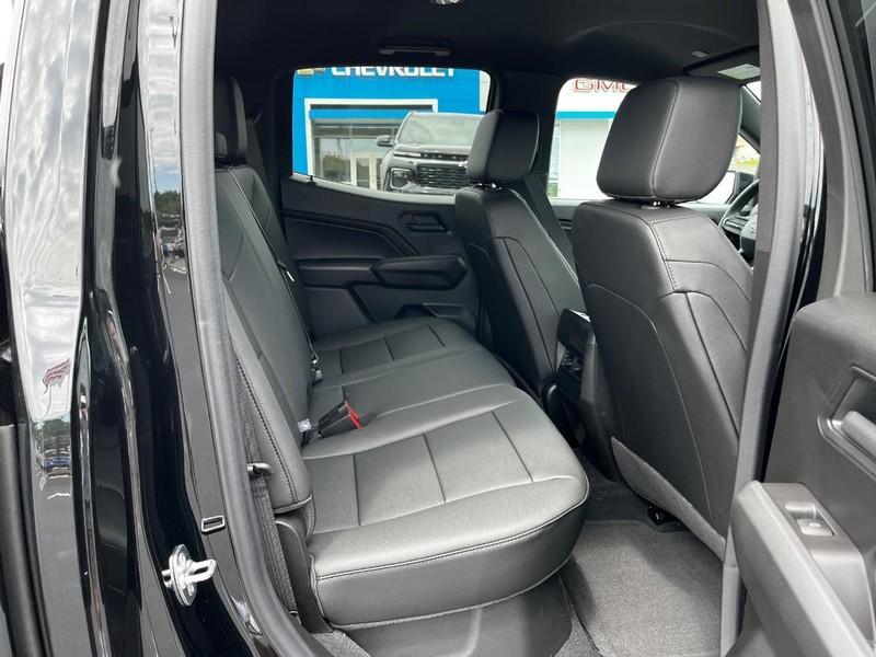 new 2025 Chevrolet Colorado car