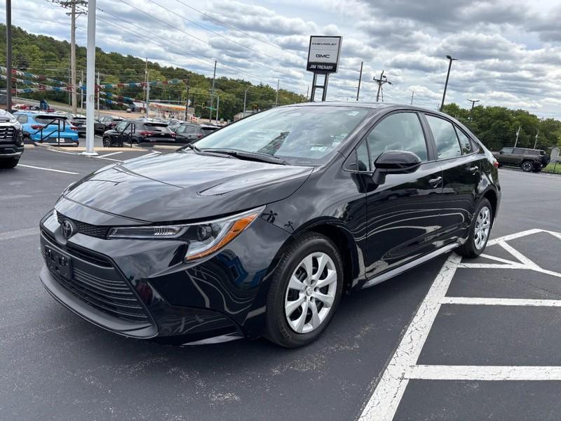 used 2025 Toyota Corolla car, priced at $23,887