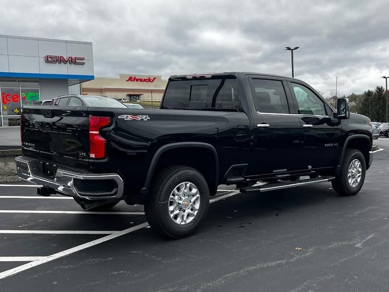 new 2025 Chevrolet Silverado 3500 car, priced at $66,141