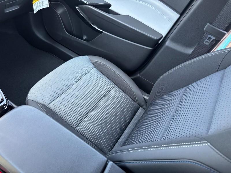 new 2025 Chevrolet Trax car, priced at $24,895