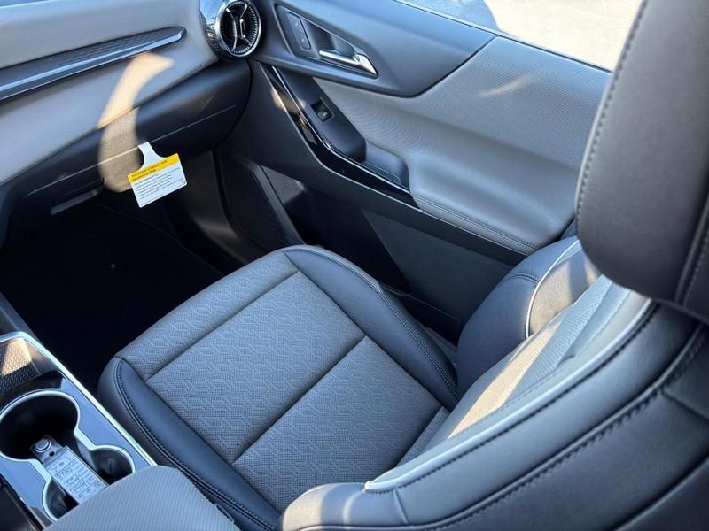 new 2026 Chevrolet Equinox car, priced at $31,541