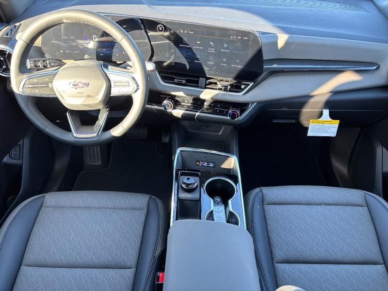 new 2026 Chevrolet Equinox car, priced at $31,541