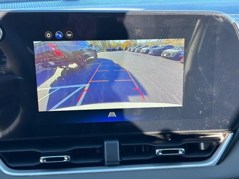 new 2026 Chevrolet Equinox car, priced at $31,541