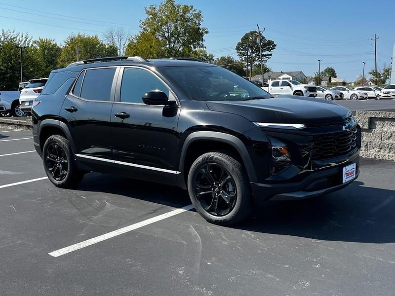 new 2025 Chevrolet Equinox car, priced at $30,793