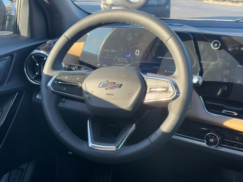 new 2026 Chevrolet Equinox car, priced at $36,895