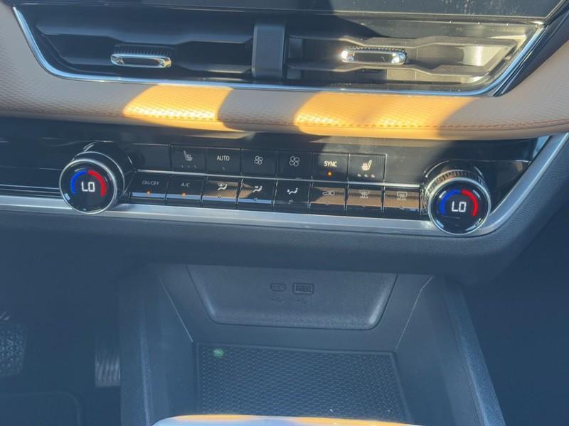 new 2026 Chevrolet Equinox car, priced at $36,895