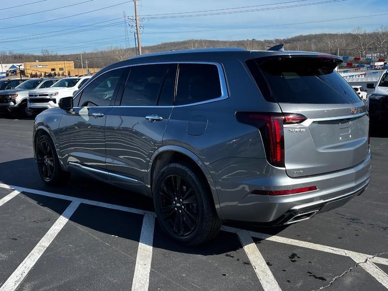 used 2022 Cadillac XT6 car, priced at $33,889