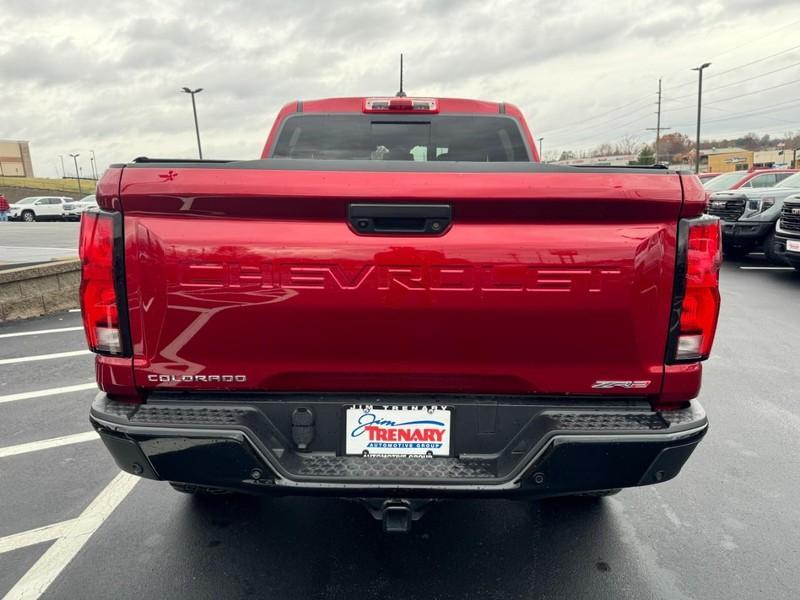 used 2024 Chevrolet Colorado car