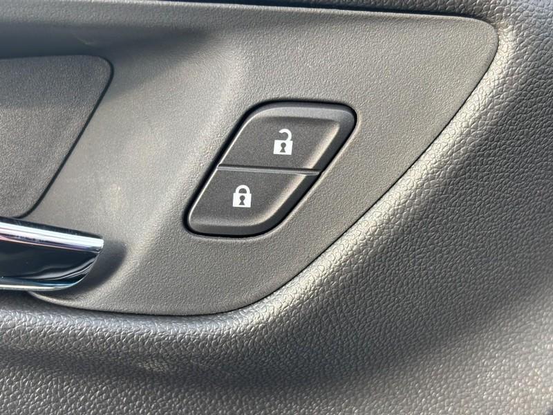 new 2026 Chevrolet Trax car, priced at $25,405