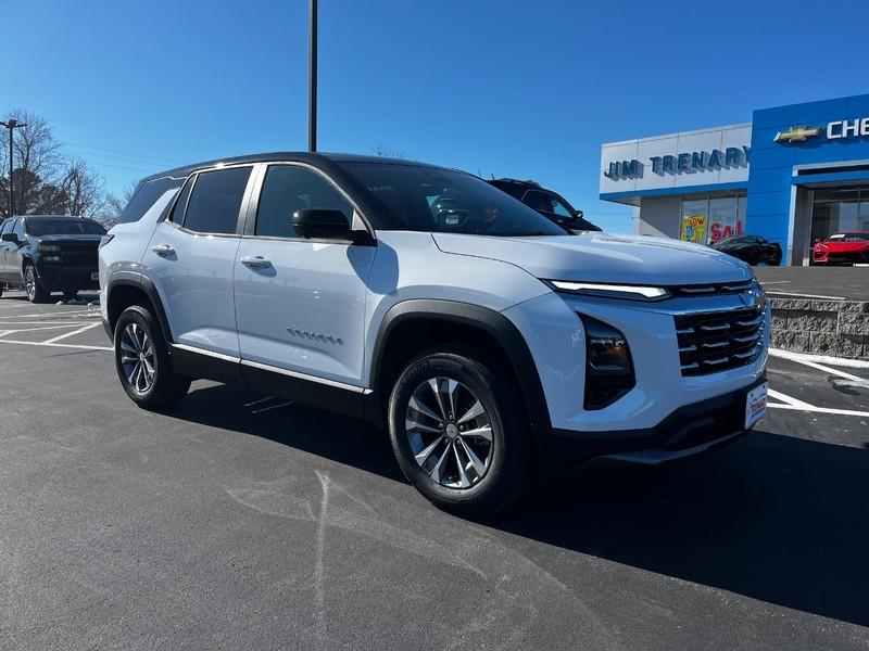 new 2025 Chevrolet Equinox car, priced at $30,889