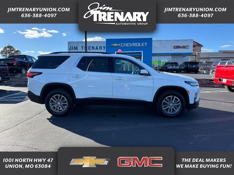 used 2023 Chevrolet Traverse car, priced at $28,920