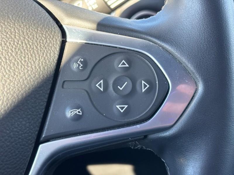 used 2023 Chevrolet Traverse car, priced at $28,920