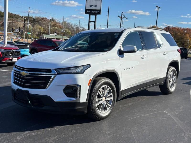 used 2023 Chevrolet Traverse car, priced at $28,920