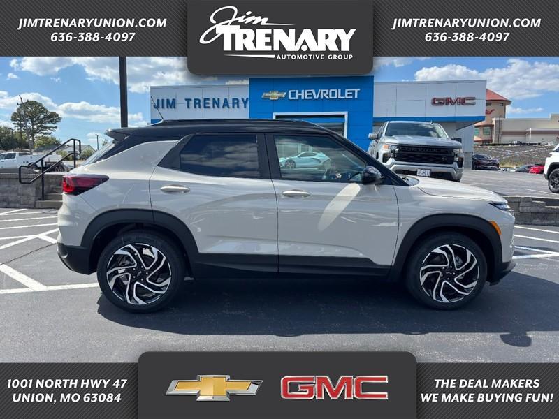 new 2026 Chevrolet TrailBlazer car, priced at $30,600
