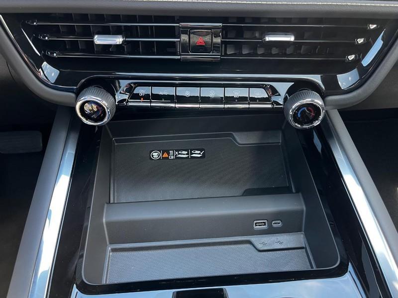 new 2025 Chevrolet Tahoe car