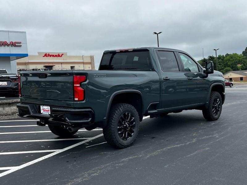 new 2025 Chevrolet Silverado 2500 car