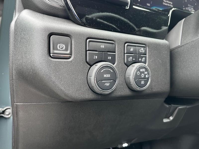 new 2025 Chevrolet Silverado 2500 car