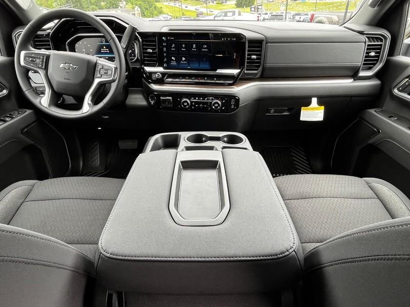 new 2025 Chevrolet Silverado 2500 car