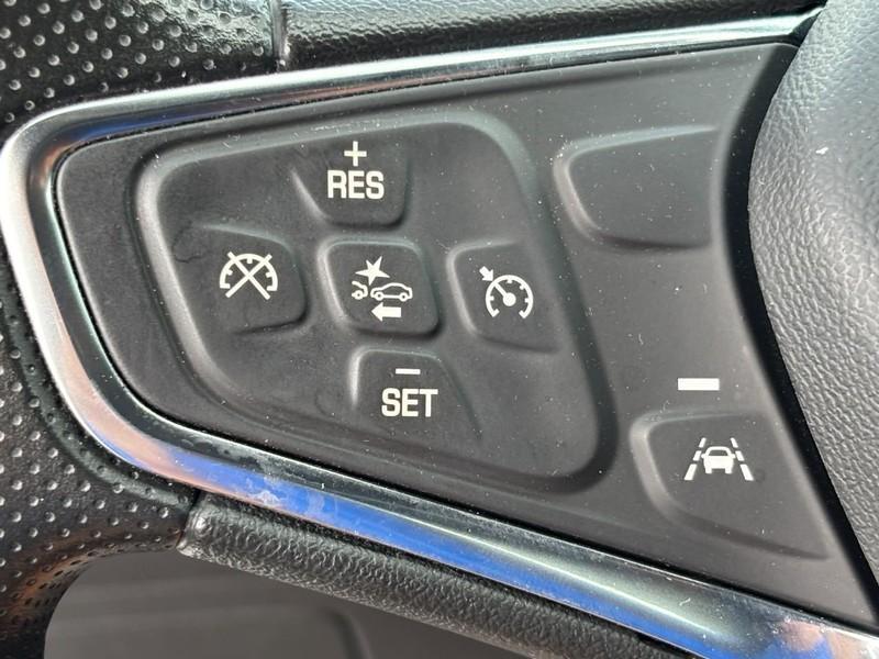 used 2023 Chevrolet Malibu car