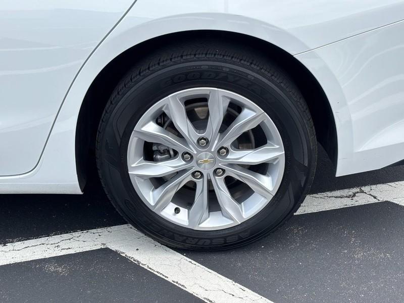 used 2023 Chevrolet Malibu car