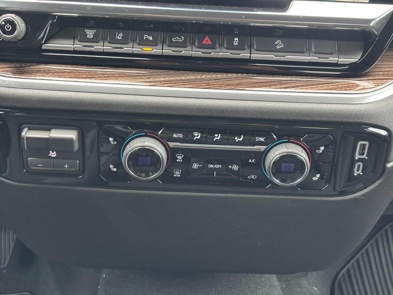 new 2026 Chevrolet Silverado 3500 car, priced at $68,724