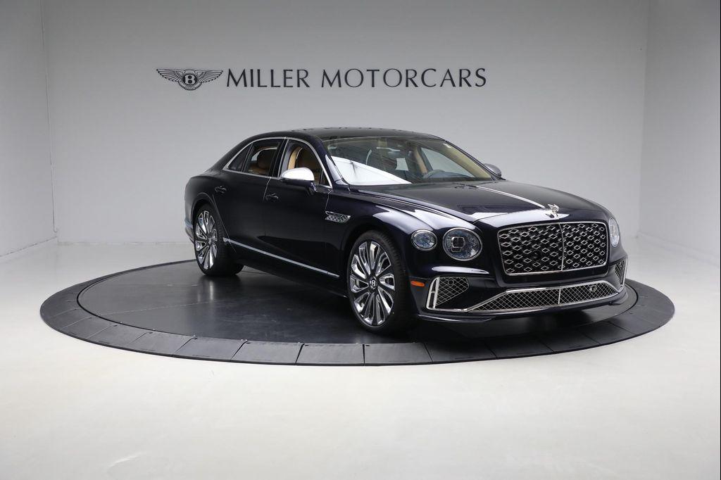 new 2025 Bentley Flying Spur car, priced at $317,690