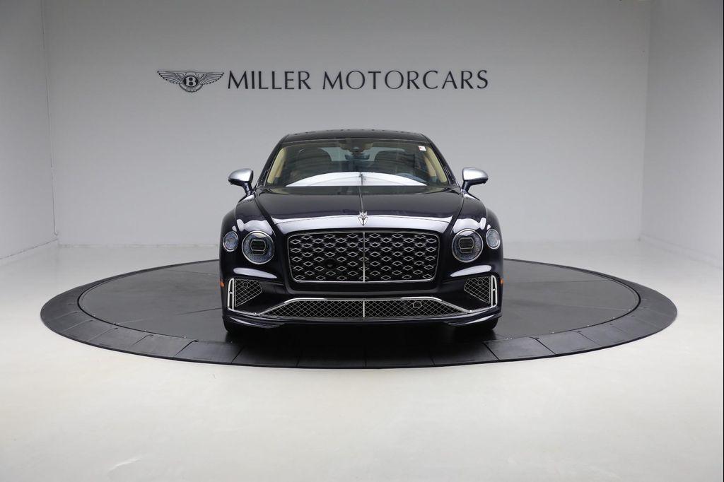 new 2025 Bentley Flying Spur car, priced at $317,690
