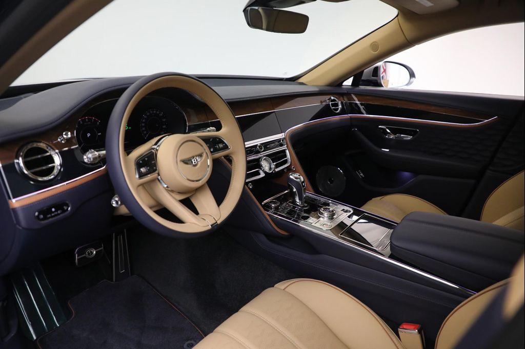 new 2025 Bentley Flying Spur car, priced at $317,690