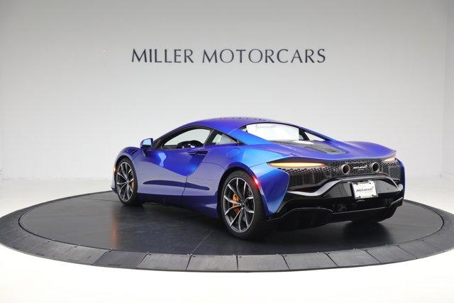 used 2024 McLaren Artura car