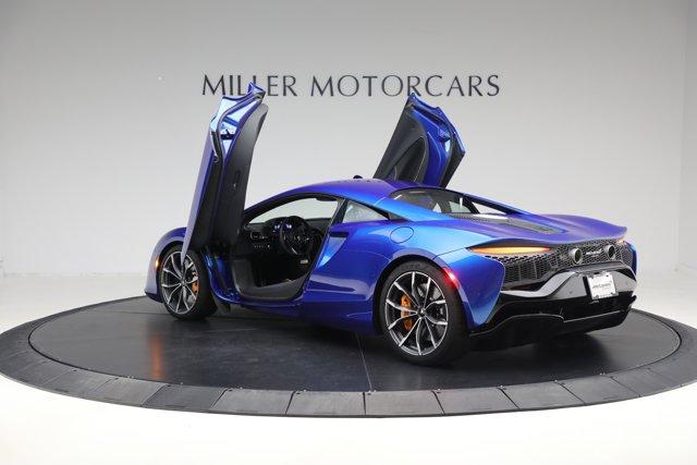 used 2024 McLaren Artura car