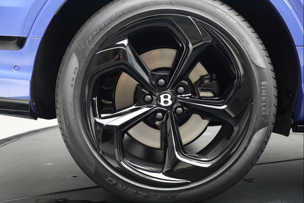 used 2024 Bentley Bentayga car, priced at $199,900