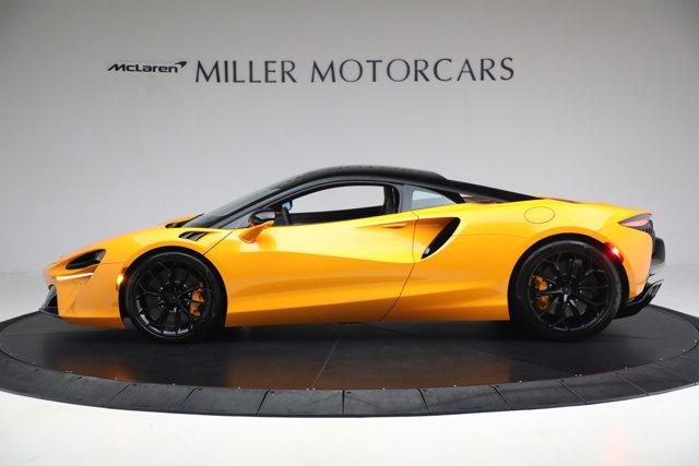 new 2025 McLaren Artura car, priced at $304,698