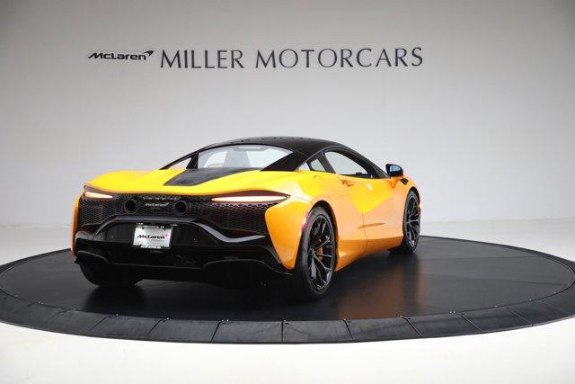 new 2025 McLaren Artura car, priced at $304,698