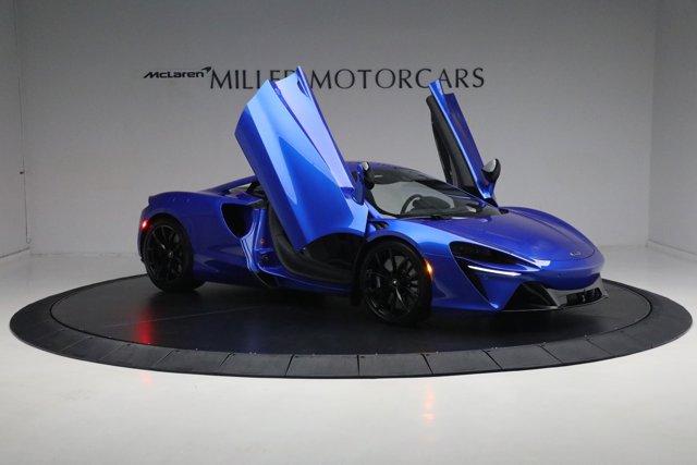 used 2023 McLaren Artura car, priced at $194,900