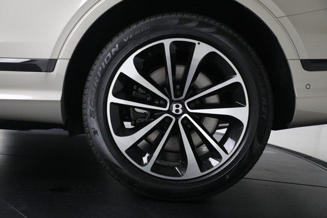 new 2025 Bentley Bentayga car, priced at $263,600