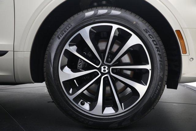 new 2025 Bentley Bentayga car, priced at $263,600