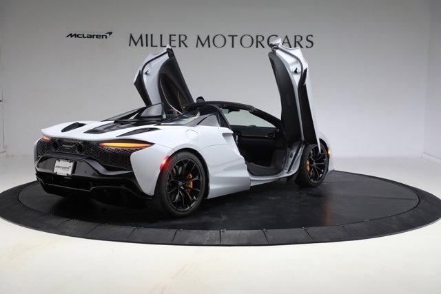 new 2025 McLaren Artura car, priced at $336,318