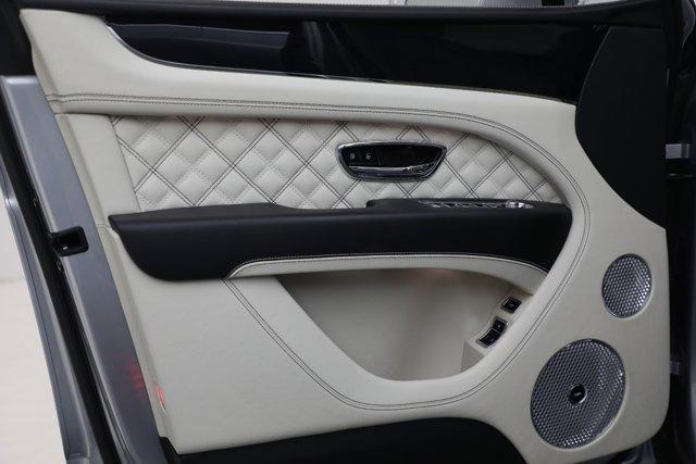 used 2021 Bentley Bentayga car