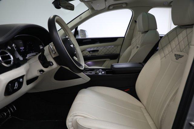 used 2021 Bentley Bentayga car