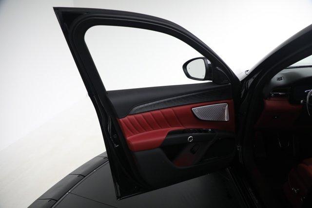 new 2025 Maserati Grecale car, priced at $96,905