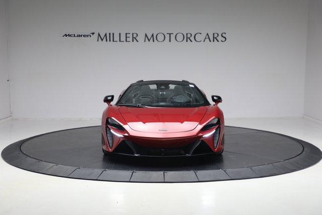 new 2025 McLaren Artura car, priced at $331,008