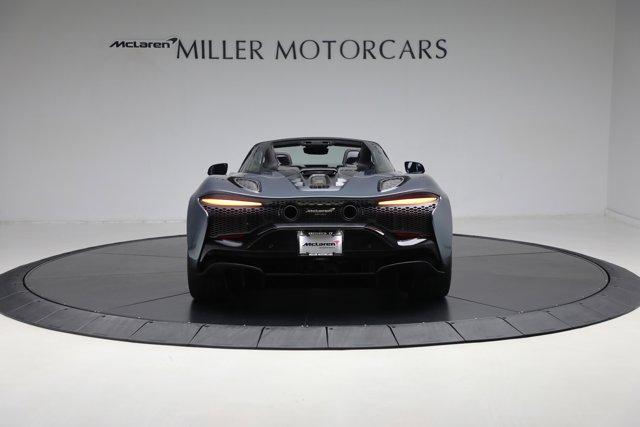 new 2025 McLaren Artura car, priced at $331,708