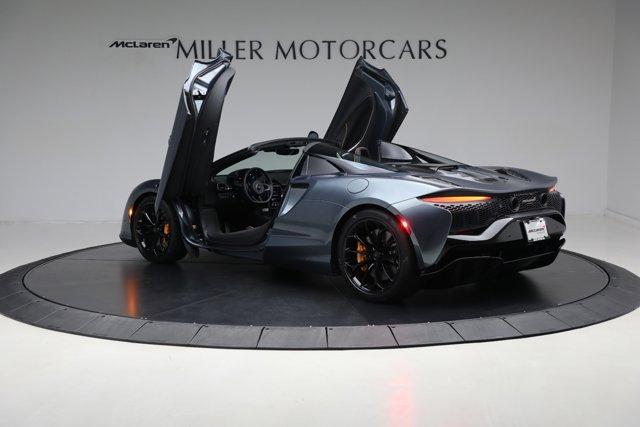 new 2025 McLaren Artura car, priced at $331,708